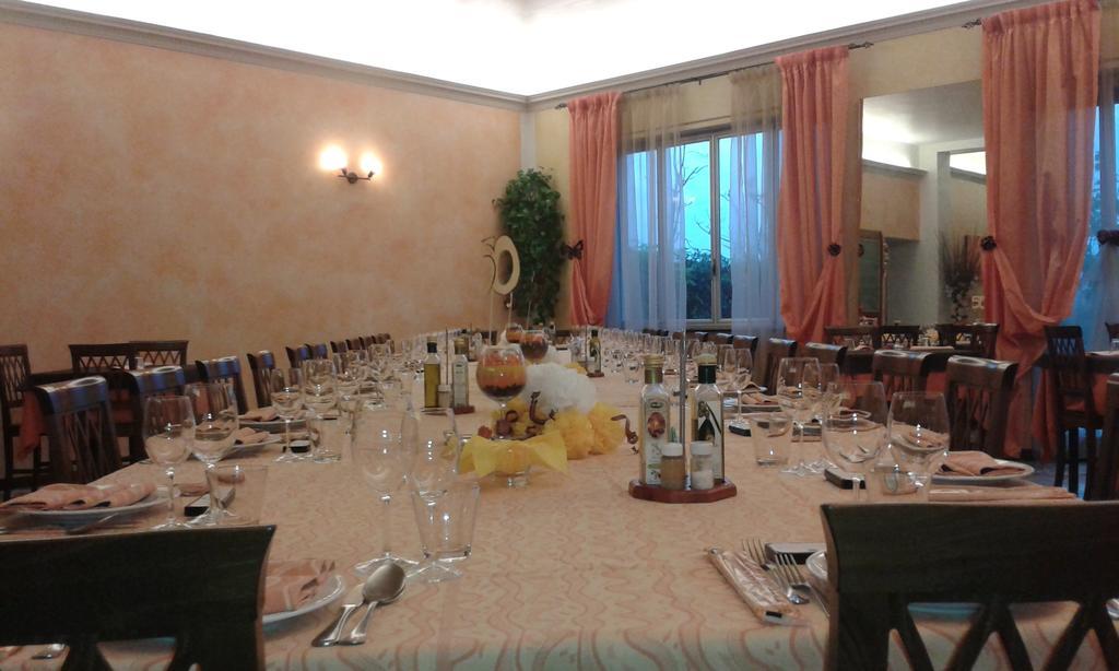 Albergo Del Turista Vernasca Екстериор снимка