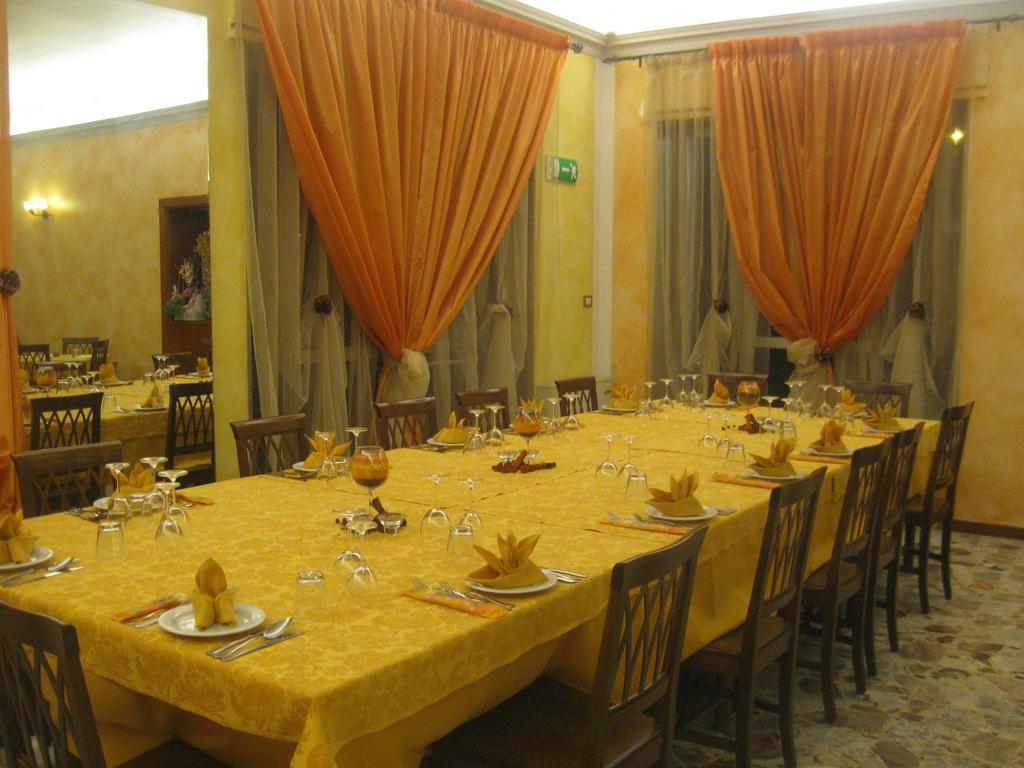Albergo Del Turista Vernasca Екстериор снимка