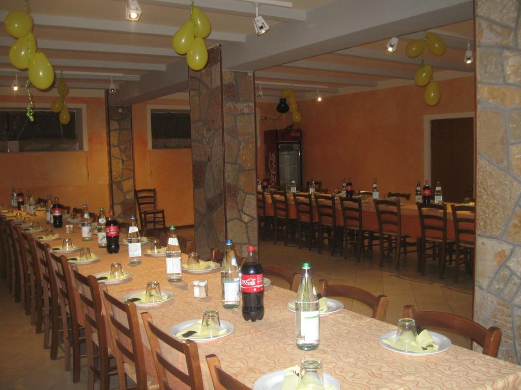 Albergo Del Turista Vernasca Екстериор снимка