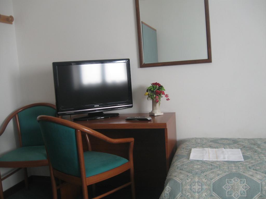 Albergo Del Turista Vernasca Стая снимка