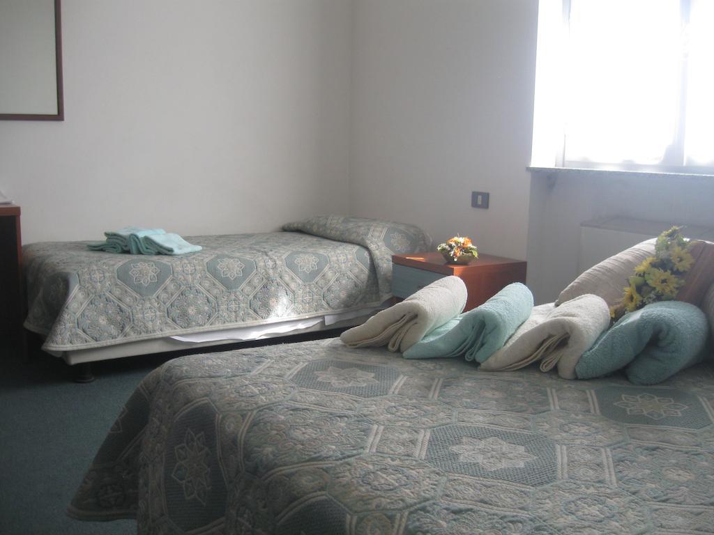 Albergo Del Turista Vernasca Стая снимка