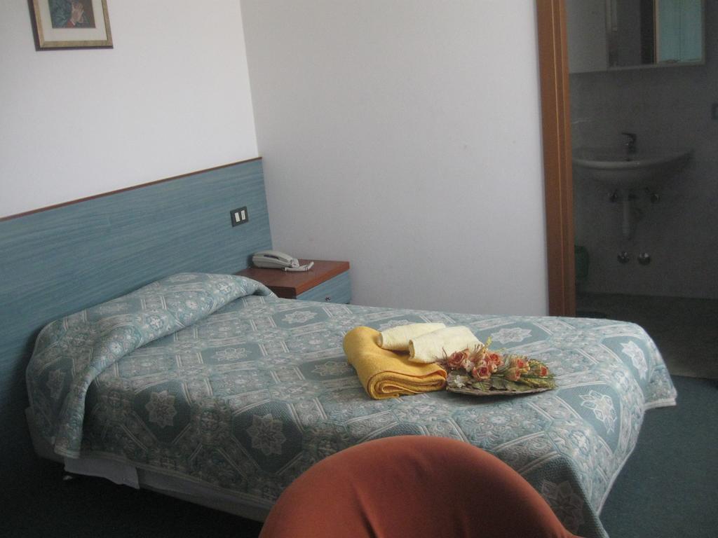 Albergo Del Turista Vernasca Стая снимка