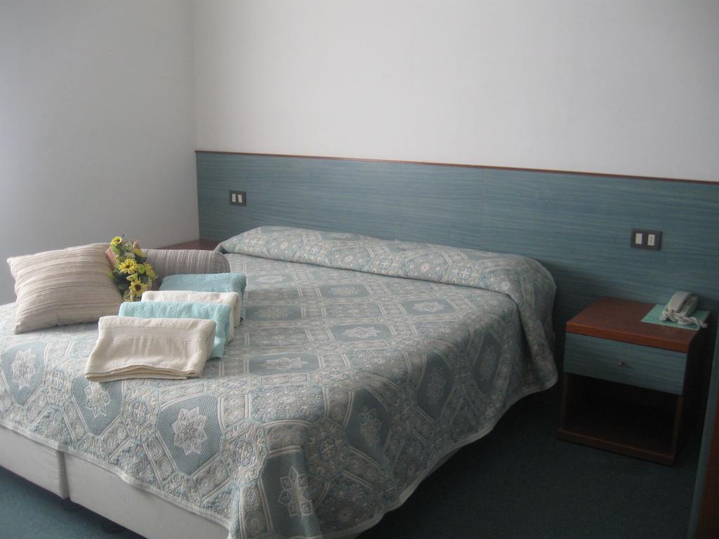 Albergo Del Turista Vernasca Стая снимка